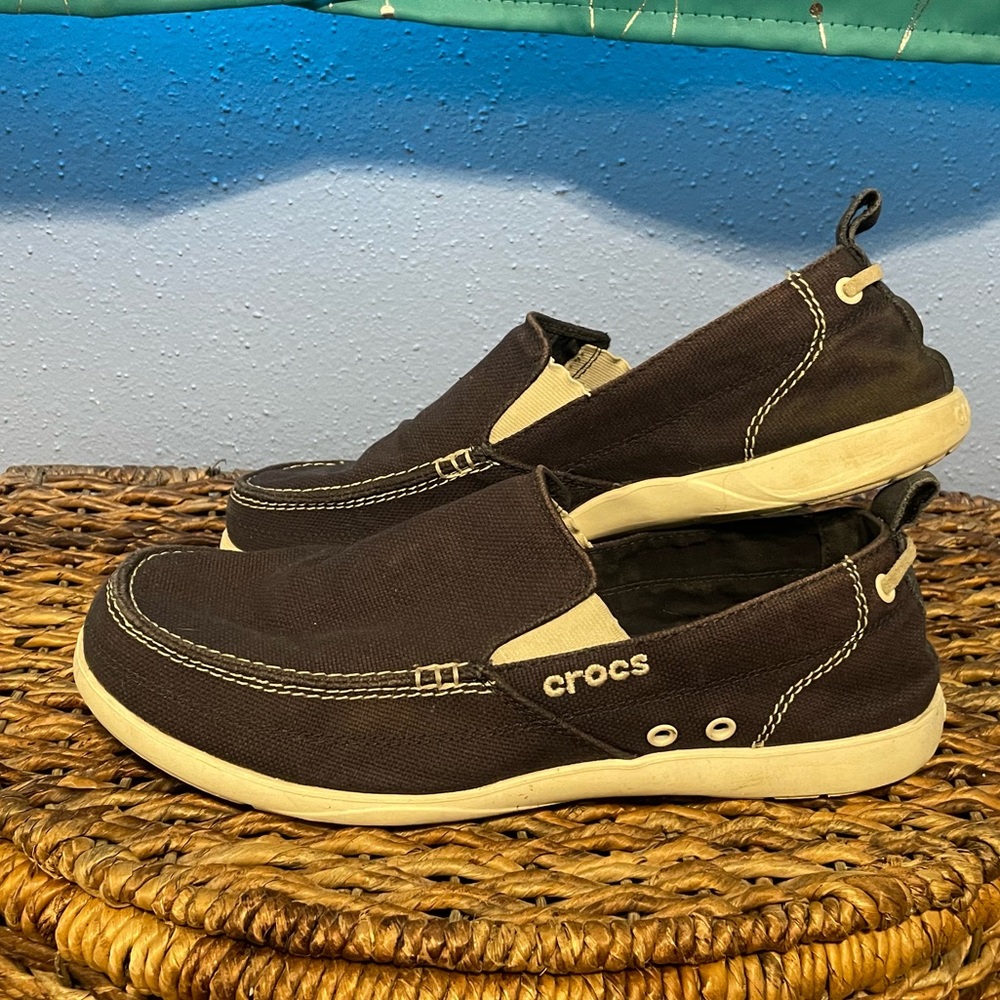 Crocs slip on